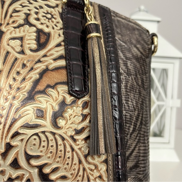 ❌SOLD❌Brahmin Duxbury Gold Bel Canto Satchel - Picture 4 of 14